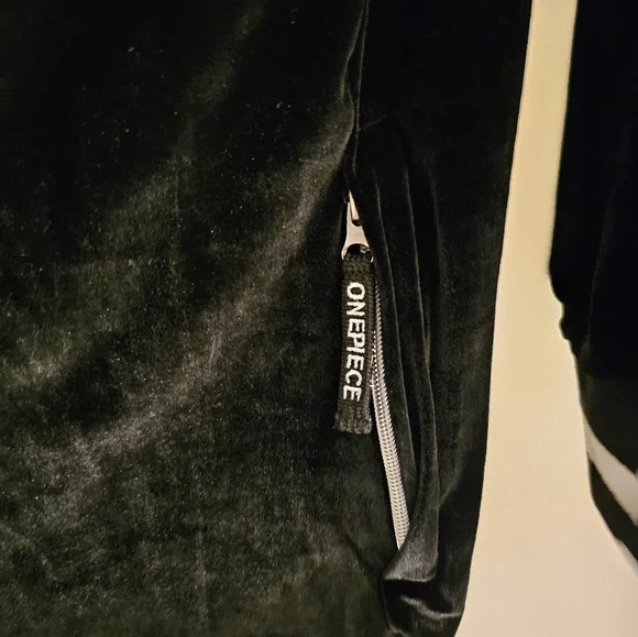 Onepiece Unisex Velour Jumpsuit XL - Picture 7 of 10